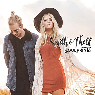 「力強さも兼ね備えた北欧フォーキー・ポップの新星 / 『SOULPRINTS』スミス＆テル（Album Review）」