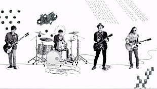 「スピッツ「ヘビーメロウ」MVでスピッツ風“メタル感”を表現」