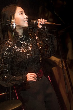 「オトナの魅力溢れるBoAが贈った極上の夜 ～約5年半ぶりの【BoA THE LIVE】ライブレポートが到着」