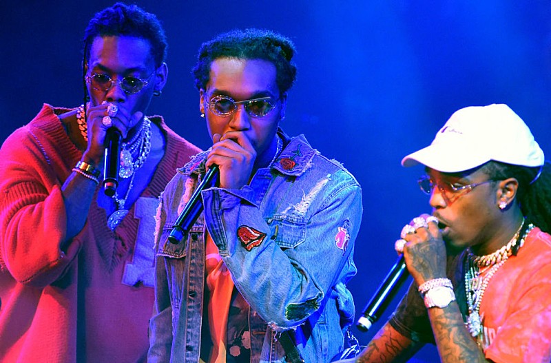 ミーゴズ、【BETアワード】でクリス・ブラウンらと小競り合いに