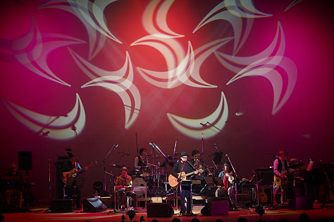 「あがた森魚＆はちみつぱい、奇跡のアルバムのリリースを記念した一夜限りの歴史的ライブが実現」1枚目/8