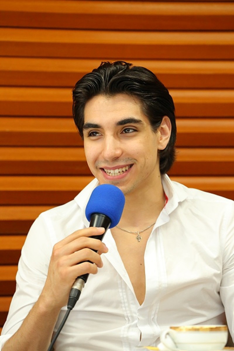 「セザール・：コラレス」5枚目/8