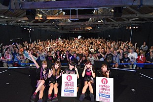 「妄キャリ 世界ツアー開幕！ ロンドン大反響で海外特別アルバム即完も」