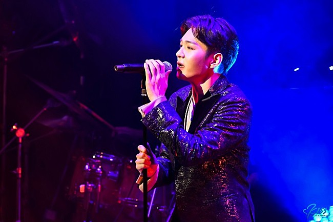 「BTOBのイ・チャンソプ、ファンと大接近の嬉しい演出にうっとりしたビルボードライブ東京公演をレポート」1枚目/6