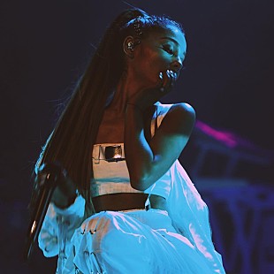 「アリアナ・グランデ、来日ツアーが6万人を動員！　最終日にはマック・ミラー登場のサプライズも」