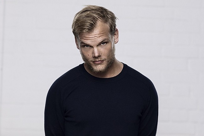 「Avicii、復活のNew EPがiTunesトップアルバムでウィークリー・チャート1位獲得」1枚目/2