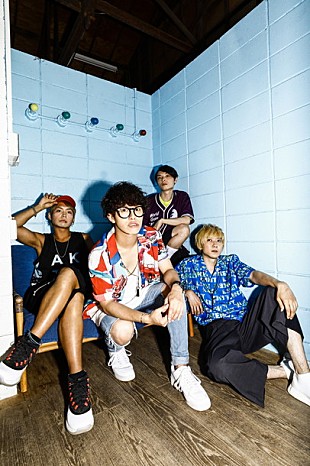 「BLUE ENCOUNT 幕張メッセ公演DVD＆Blu-ray作品より「LOVE」映像公開」