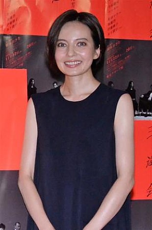 「ベッキ－、芸能界“不倫ブ－ム”を謝罪　「この流れの初期だったので」」