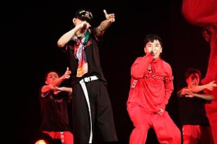 「G-DRAGON、ジャパンツアーファイナルにV.Iがサプライズ出演」