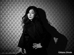 「八代亜紀、クリスマスにビルボードライブ大阪で八代流ジャズ・ライブを開催」