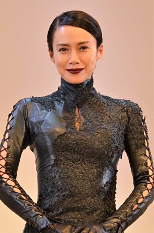 「中谷美紀、舞台主演も“本番”に及び腰　「お稽古だけして本番は別の女優さんに…」」