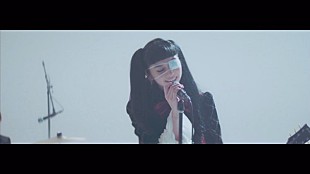 「中条あやみ率いる映画『覆面系ノイズ』劇中バンド“イノハリ”、メジャー・デビュー曲「Close to me」MV公開」