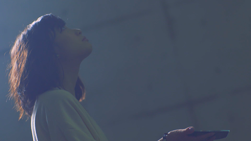 ももクロ有安杏果 ソロAL『ココロノオト』よりリード曲「ヒカリの声」MV公開