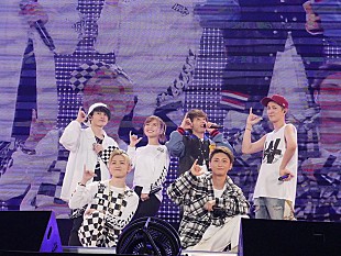 「AAA「ファイナルだからふざけよう」 最大規模のツアーに幕！ 西島＆與が温泉ではしゃいでいる…宇野が暴露」