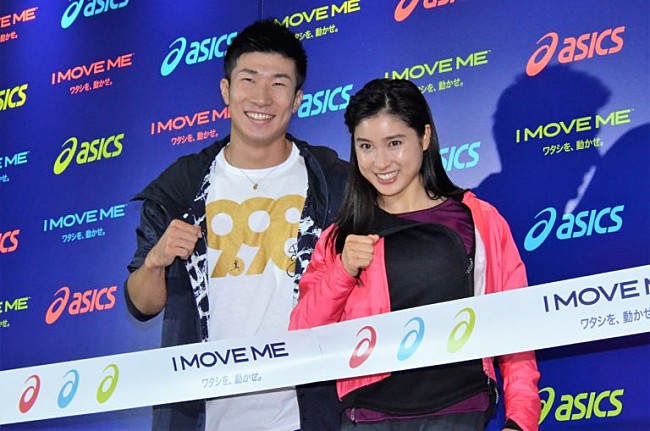 「桐生祥秀、土屋太鳳との対面に照れまくり　見つめられて「このまま帰ってもいいくらい」」1枚目/1