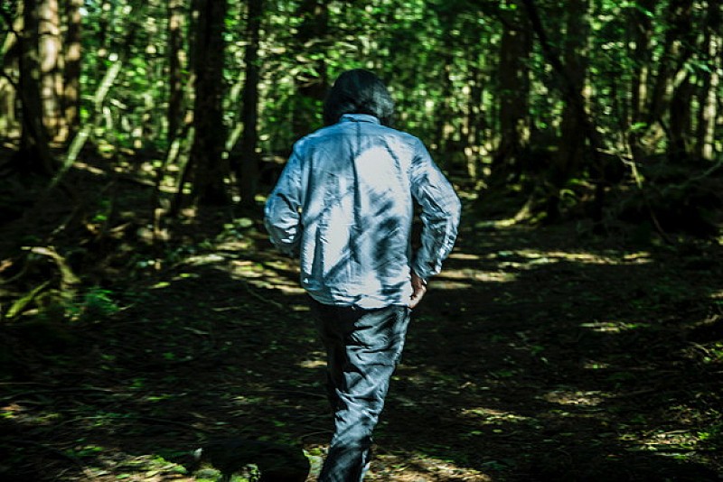 「サカナクション主宰レーベルより発売！ 山口一郎の“雲の上の人だった”藤原ヒロシの新AL『slumbers』」1枚目/2