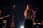 「片平里菜 ライブハウスツアー開幕！“愛してしまえば 裸になる”新曲「愛のせい」リリックビデオ公開」1枚目/3
