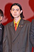 「菅田将暉、芸人役は「難しいなんてもんじゃない」　板尾創路監督は２丁拳銃川谷とのコンビを絶賛」1枚目/1