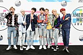「BTS(防弾少年団)、米ラジオ番組で英語フルAL発表の可能性やグループの人気について語る」1枚目/1