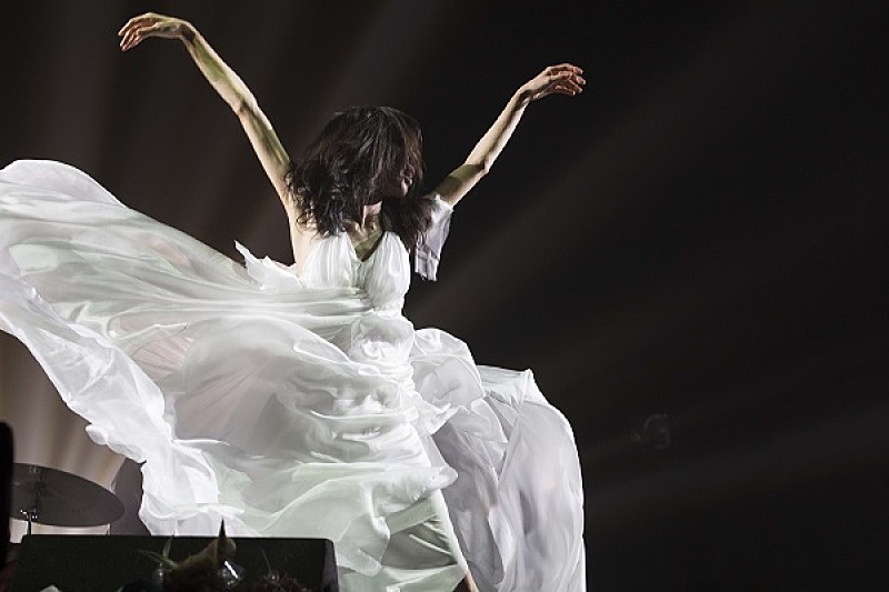 Cocco、20周年記念武道館作品のトレーラー公開＆12/6LINE LIVE生配信決定