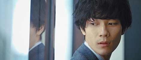 SHE'S 新作『Wandering』より「White」MV公開！ 清原翔＆岡本夏美が“今