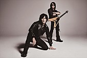「B&amp;#039;z、FM COCOLO 12月のマンスリー・アーティストに決定」1枚目/2