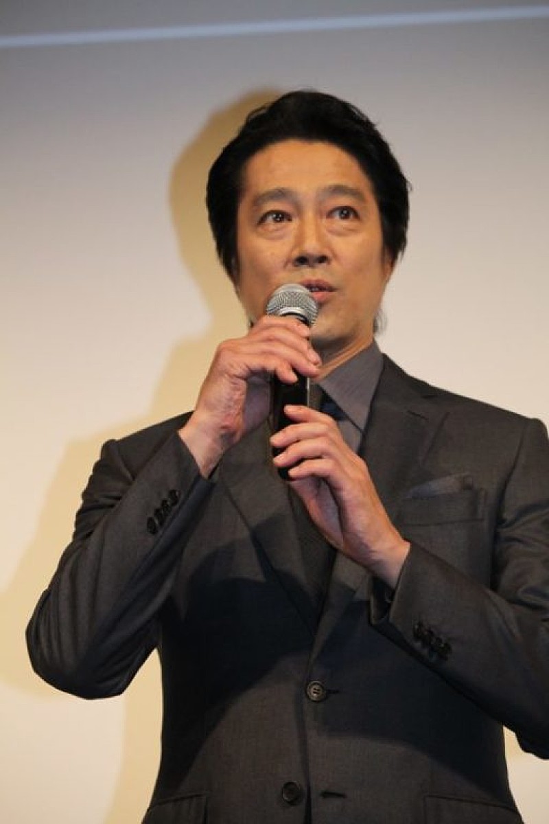 「堤真一「ものすごく居心地が良かった」　 岡田将生と“缶詰状態”で監禁シ－ン撮影」1枚目/1