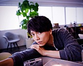 「山崎育三郎初のラブソング、2018年第1弾SG「Beginning」リリース決定」1枚目/3