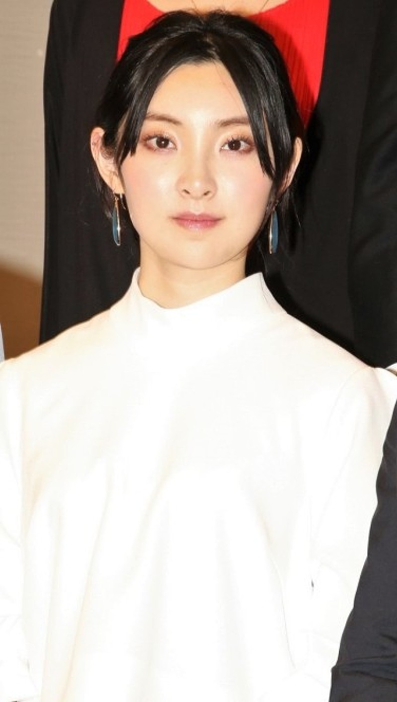 「Ａ.Ｂ.Ｃ－Ｚ橋本良亮「今年の漢字は５周年の『五』」　共演の家入レオと偶然の漢字一致に大喜び」1枚目/1