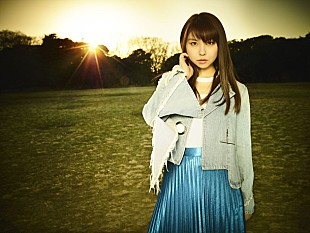 「井上実優 ドラマ『科捜研の女』主題歌「この空の果て」ミュージックビデオ公開」