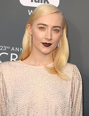 「女優のシアーシャ・ローナンが架空のデート相手として選んだ大物とは……？」