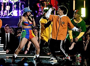 「【第６０回グラミー賞】ブルーノ・マーズ＆カーディ・B「フィネス」に大歓声」