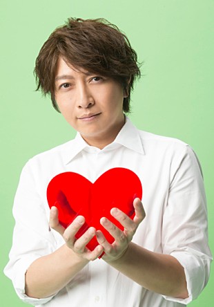 「小野大輔、初のライブツアー開催を前にアルバム発売を発表」