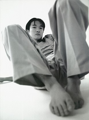 「小沢健二とFM802＆FM COCOLOのDJが、“大阪”をキーワードにトークを繰り広げるスペシャルプログラム始動」