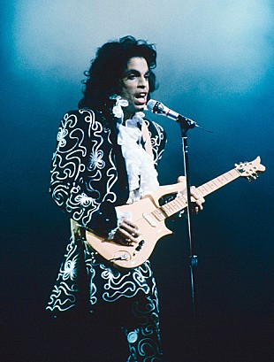 「故プリンス、初ソロ・シングルの共作者が権利をeBayで売却へ　」