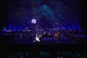 和楽器とオーケストラの競演 和楽器バンド、一夜限りのスペシャル 