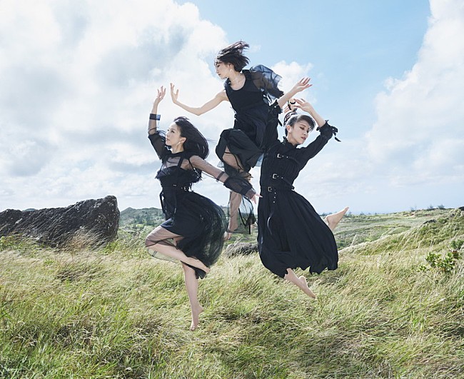 「Perfume 新SG『無限未来』ジャケット公開！ ちはやふる盤の特典映像に広瀬すず/野村周平らコメント出演」1枚目/4