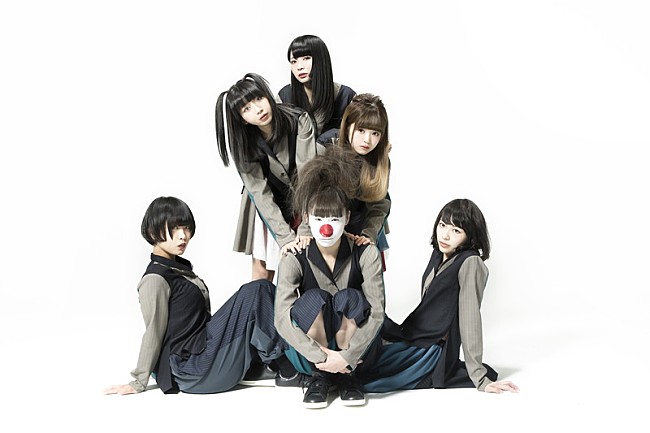 「BiS 新体制で歌唱＆ペリ・ウブ振付の「WHOLE LOTTA LOVE」MV公開」1枚目/3