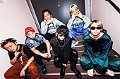 「SKY-HI、新アルバム収録のライブ映像＜SKY-HI ＆ HIPHOP STARS＞のティザー映像を公開」1枚目/11