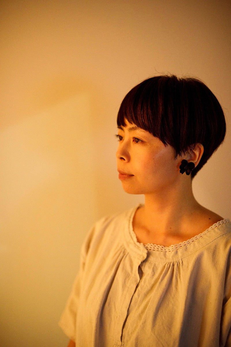 「中山うり、10枚目のアルバム『カルデラ』4/4リリース&全国ツアー開催」1枚目/2