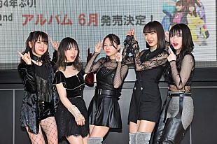 「フェアリーズ、2ndアルバム・ツアー決定　サプライズ発表にメンバー歓喜の涙」