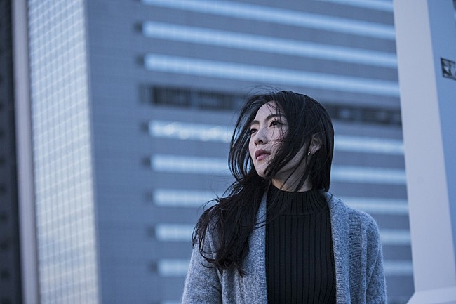 「JY(知英)、岩井俊二プロデュースの新曲「星が降る前に」MV公開！ その映像美はまさに映画」1枚目/5