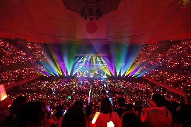 「CHiCO with HoneyWorks、初の武道館公演はソールドアウト＆大盛況　今夏にはユニット史上最大規模の全国ホールツアー開催決定」1枚目/1