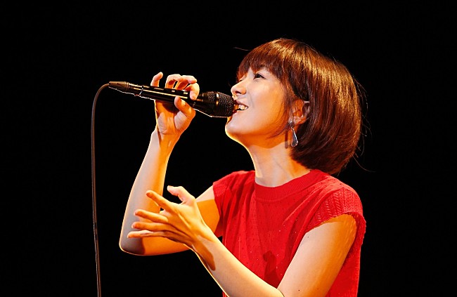 「熊木杏里、デビュー15周年の締めくくりに感謝と決意の【An&#039;s meeting ～ホントのライブベスト版～ 15th篇】開催」1枚目/3