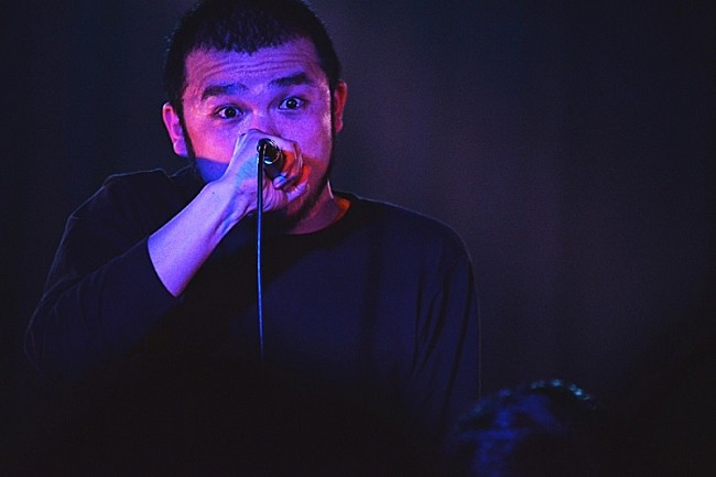 「MOROHA、bachoとのツーマンライブ開催 ありあまる熱量と気迫に包まれた一夜のライブレポートが到着」1枚目/41