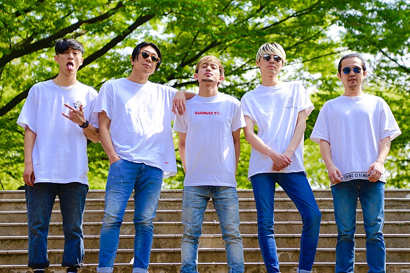 「TOTALFAT結成18周年記念ライブに岡本伸明（lovefilm/the telephones）の参加が決定」1枚目/3