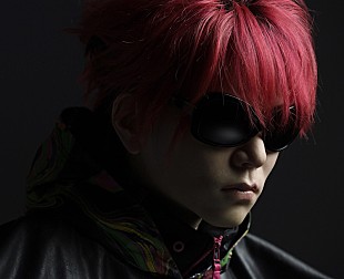 「hide逝去から20年となる2018年、最新版トリビュートAL発売！ 西川貴教/HISASHI（GLAY）/Dragon Ash/GRANRODEOら参加ミュージシャンのコメントも到着」