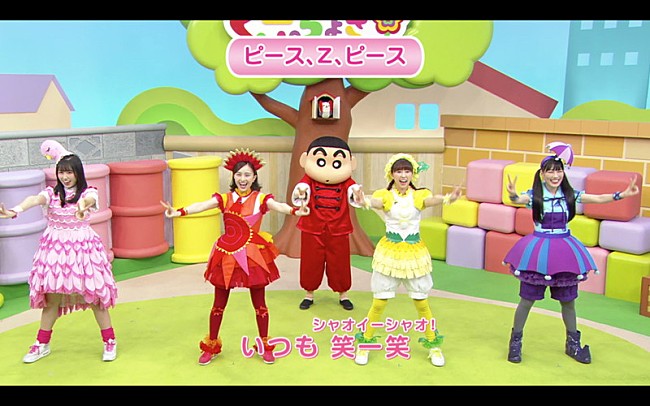 「ももクロ 新曲の振り付けビデオ公開！ ももくろちゃんZ＆しんちゃんが解説付きでダンス」1枚目/5