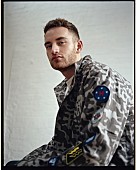 「サマソニ出演も決まっているトム・ミッシュ、3曲のスタジオ・パフォーマンス映像を公開」1枚目/2