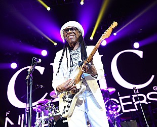 「ナイル・ロジャース率いるシックのニューALにブルーノ/ハイム/アンダーソン・パーク/デビー・ハリー他豪華ゲスト参加」